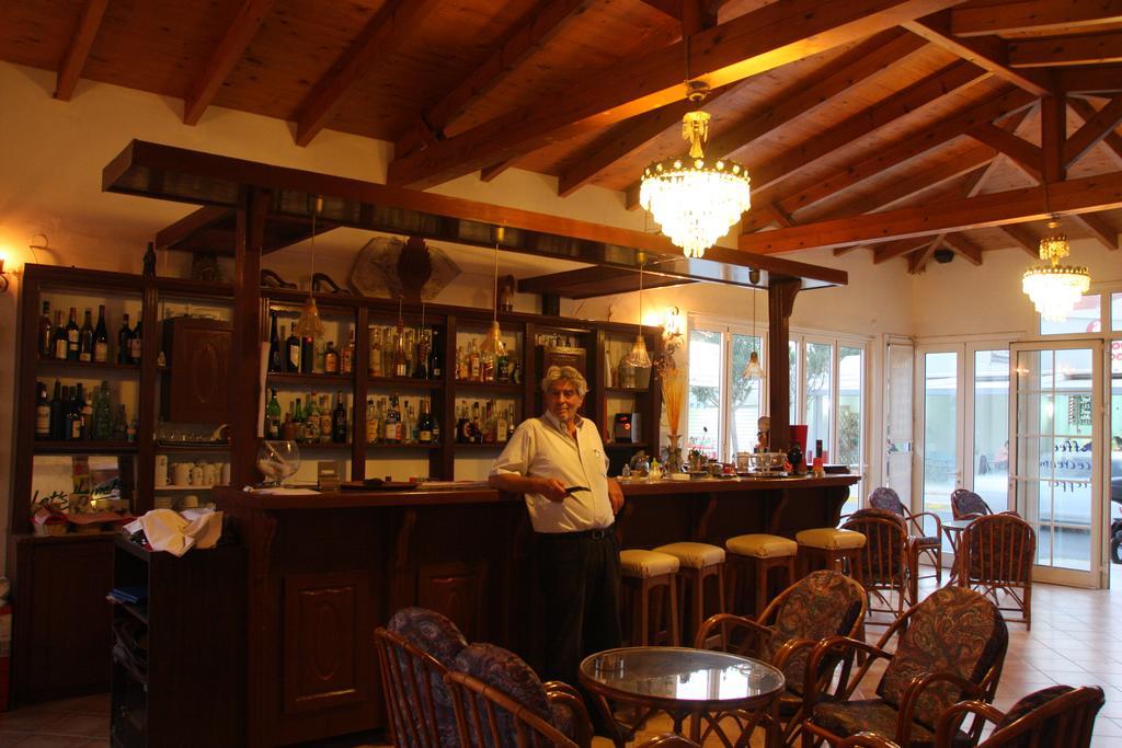 Violetta Hotel Amoudara  ภายนอก รูปภาพ
